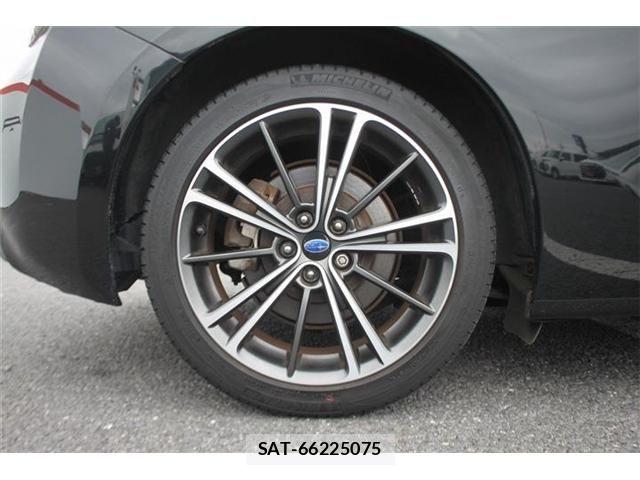 Subaru BRZ 2015-08 6670660-18