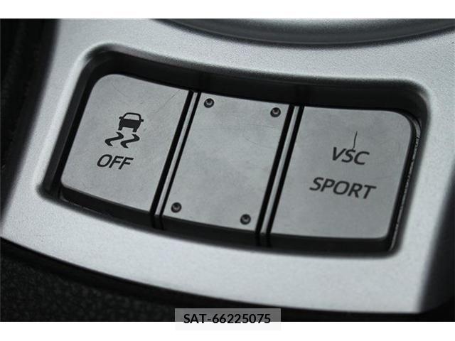 Subaru BRZ 2015-08 6670660-6