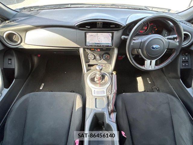 Subaru BRZ 2018-01 6675268-1