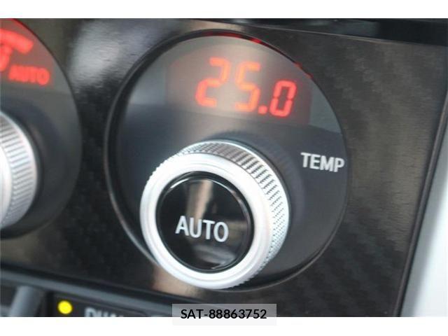 Subaru BRZ 2017-04 6683707-27