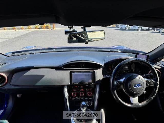 Subaru BRZ 2017-05 6683708-1