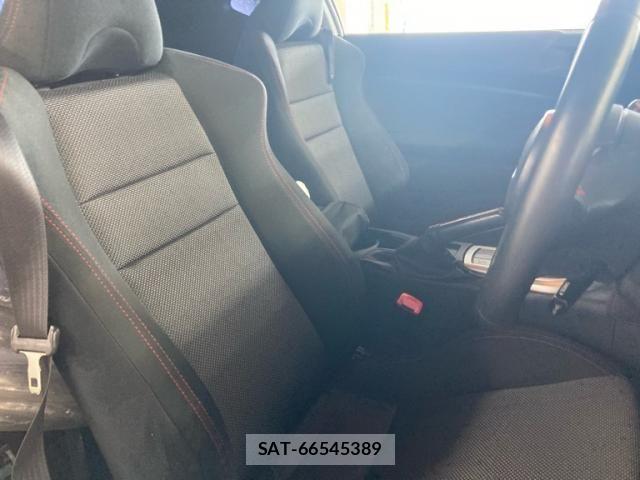 Subaru BRZ 2016-09 6690930-11