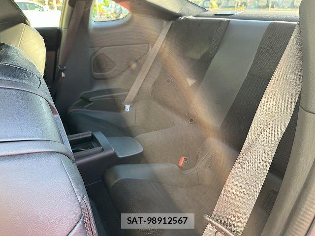 Subaru BRZ 2021-12 6690928-12
