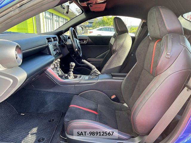 Subaru BRZ 2021-12 6690928-18