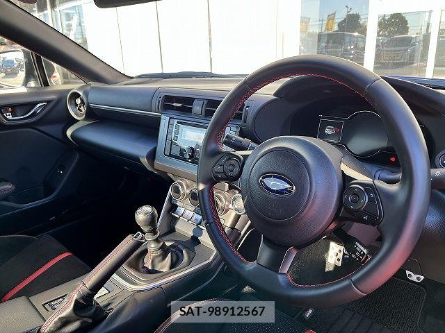 Subaru BRZ 2021-12 6690928-1