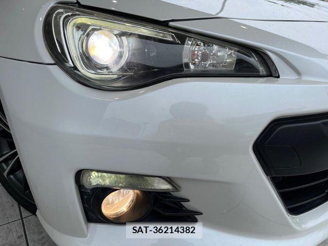 Subaru BRZ 2013-01 6814112-11