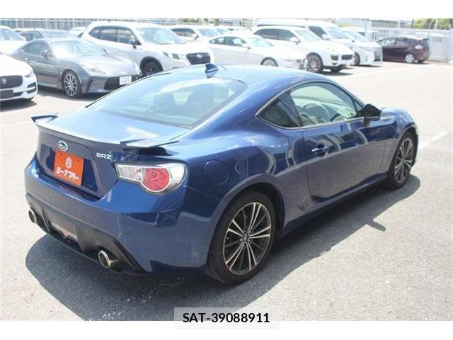 Subaru BRZ 2014-01 6814111-12