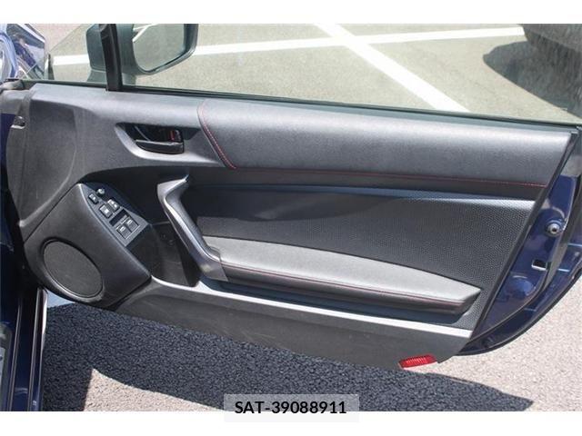 Subaru BRZ 2014-01 6814111-29