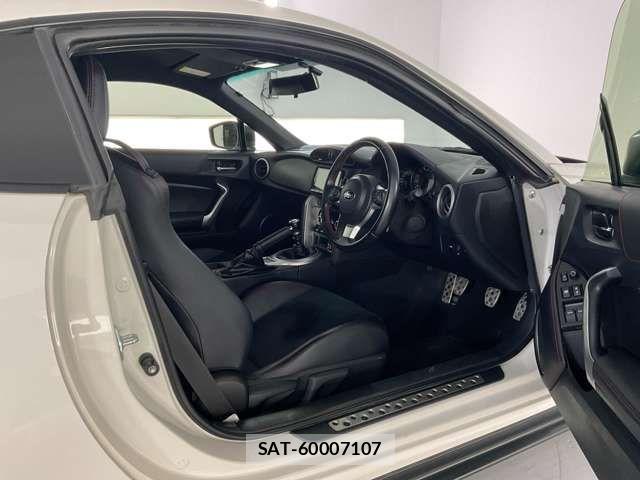 Subaru BRZ 2020-08 6902915-11