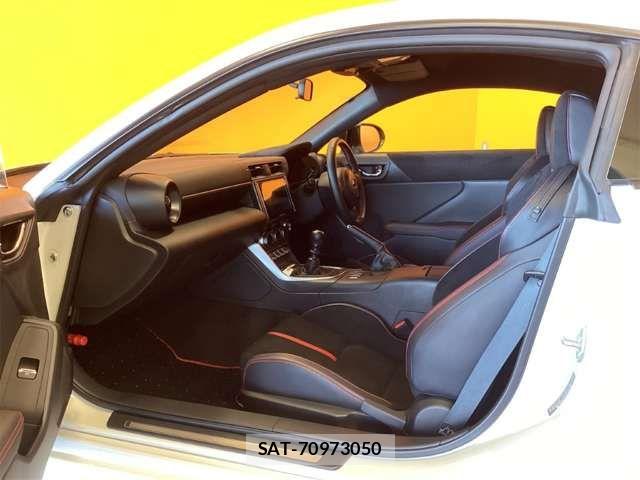 Subaru BRZ 2021-09 6902907-16