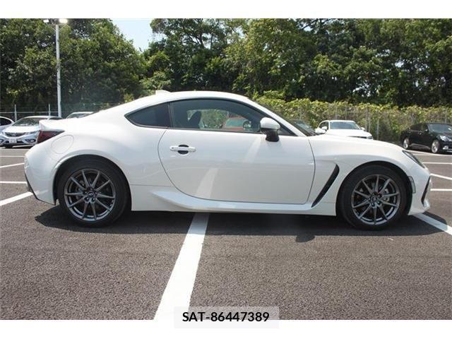 Subaru BRZ 2022-01 6902916-9