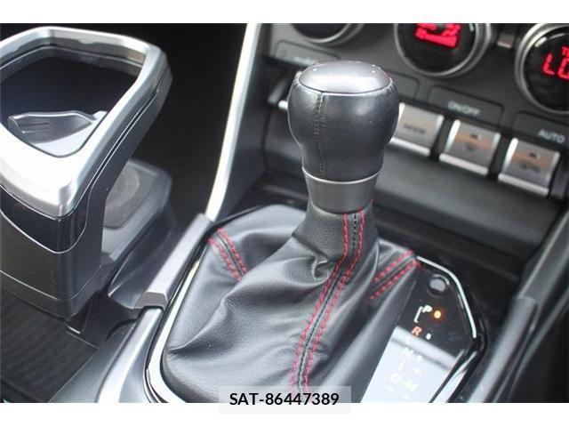 Subaru BRZ 2022-01 6902916-26
