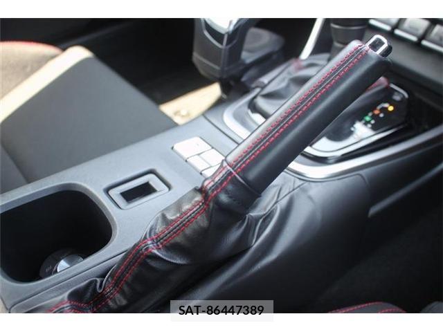 Subaru BRZ 2022-01 6902916-27