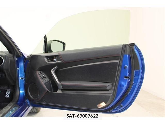 Subaru BRZ 2013-01 6991240-28