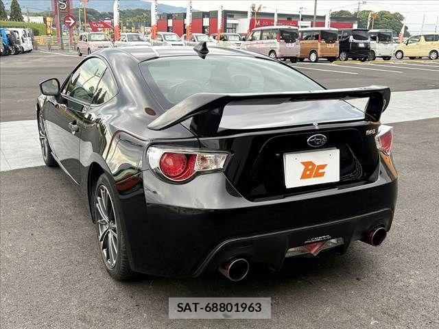Subaru BRZ 2013-01 7020135-14