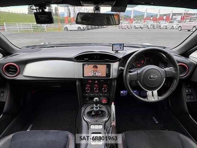 Subaru BRZ 2013-01 7020135-1