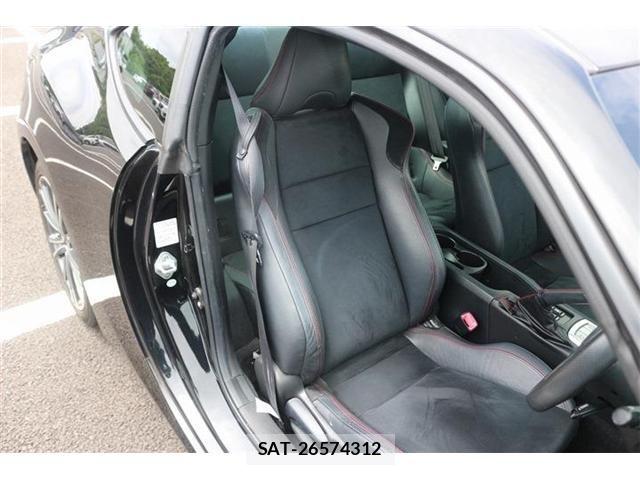 Subaru BRZ 2016-07 7057793-12