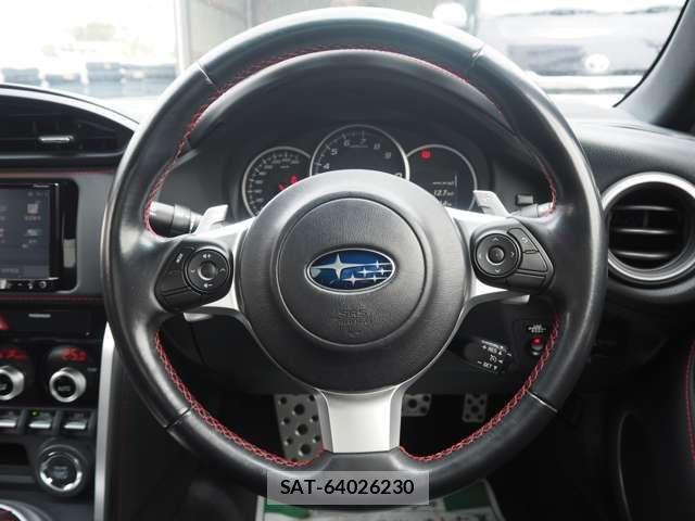 Subaru BRZ 2017-08 7215652-18