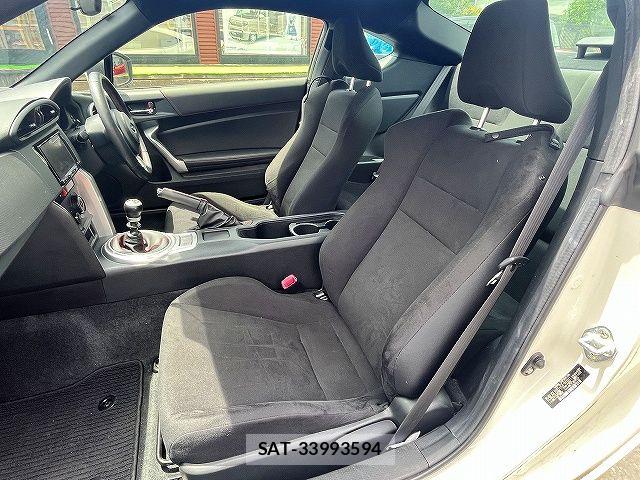 Subaru BRZ 2019-10 7215655-18