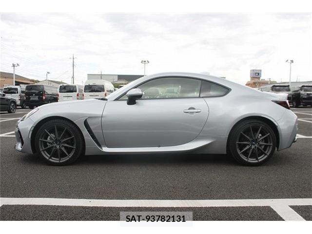Subaru BRZ 2022-01 7215657-12