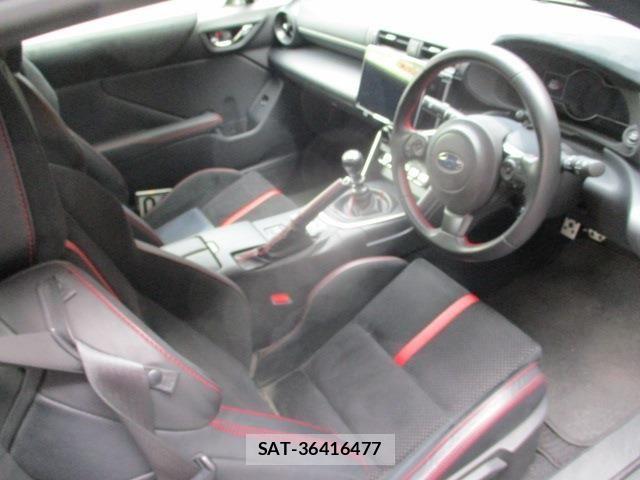 Subaru BRZ 2022-03 7215654-1