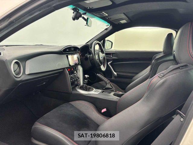 Subaru BRZ 2015-07 7326080-15