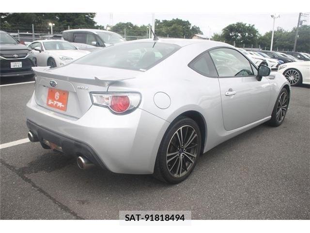 Subaru BRZ 2012-08 7357069-9