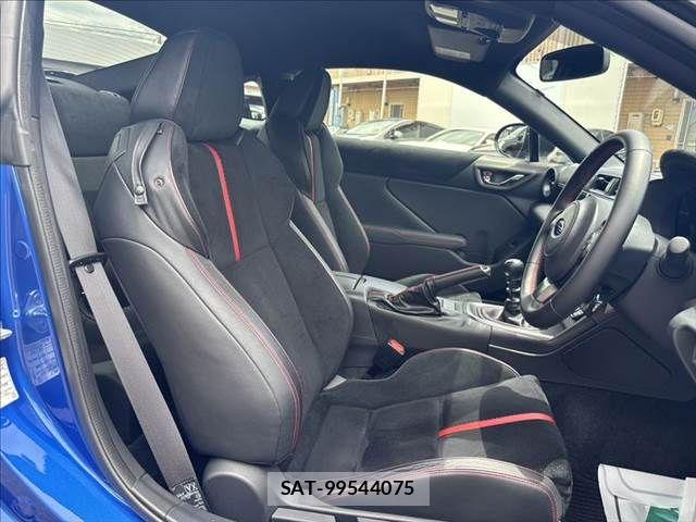Subaru BRZ 2021-08 7357066-7