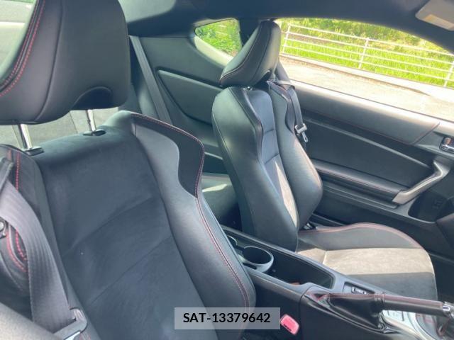 Subaru BRZ 2014-05 7391551-10