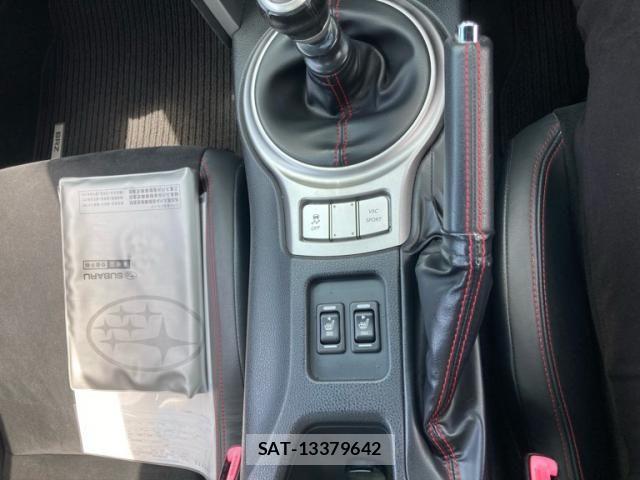 Subaru BRZ 2014-05 7391551-14