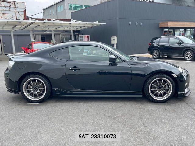 Subaru BRZ 2014-09 7508294-16