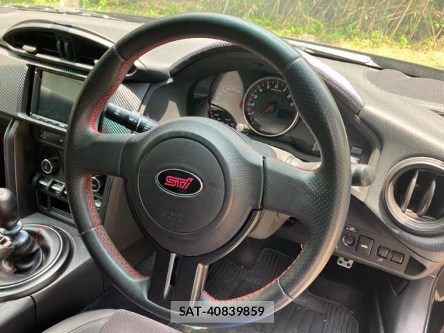 Subaru BRZ 2014-04 7615343-15