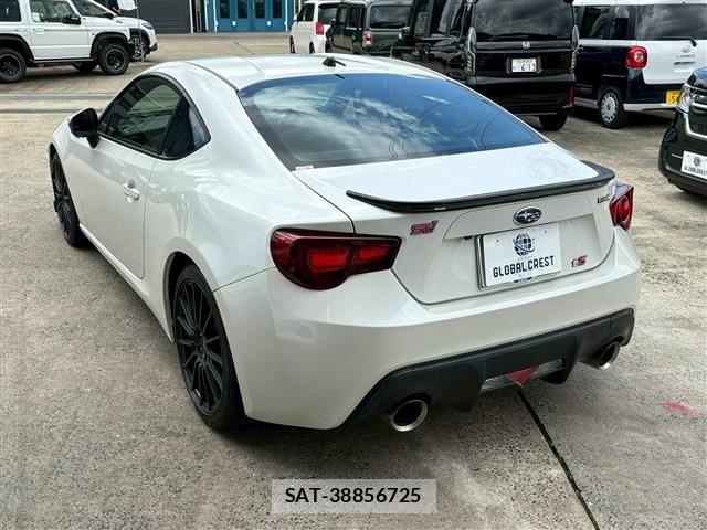 Subaru BRZ 2014-01 7721689-11