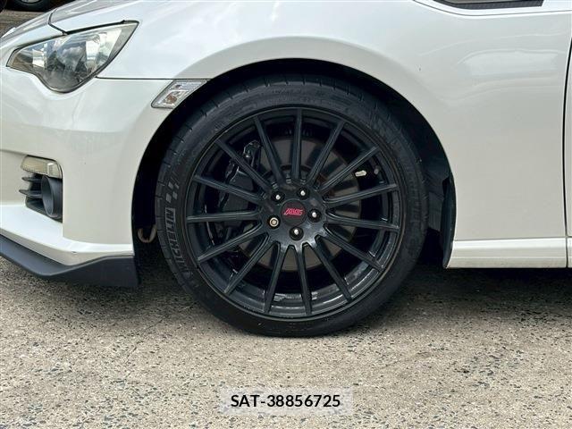 Subaru BRZ 2014-01 7721689-15