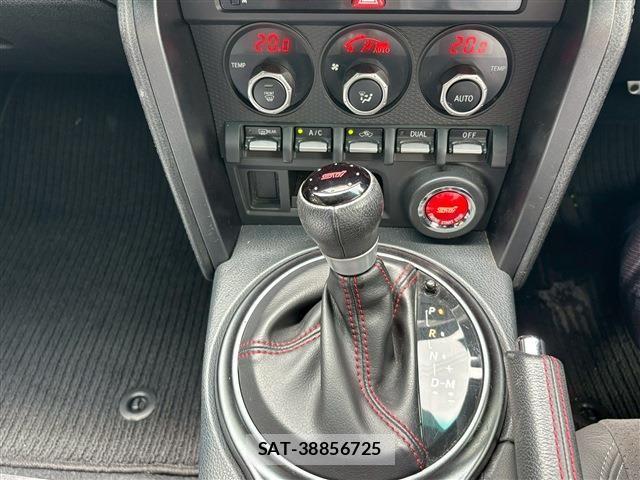 Subaru BRZ 2014-01 7721689-27