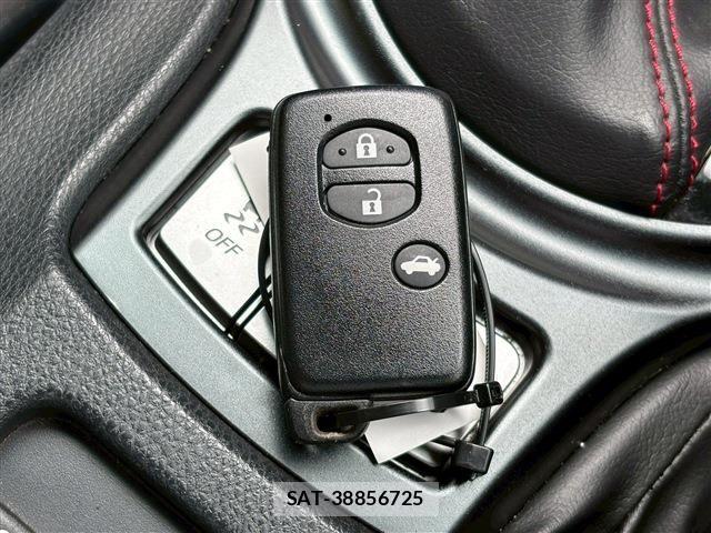 Subaru BRZ 2014-01 7721689-28