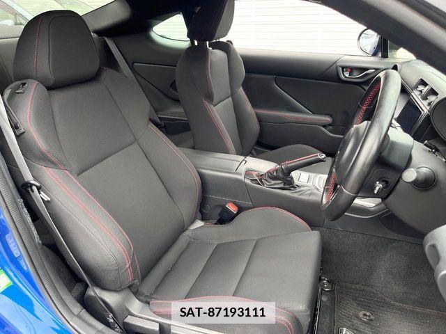 Subaru BRZ 2021-09 7783175-7