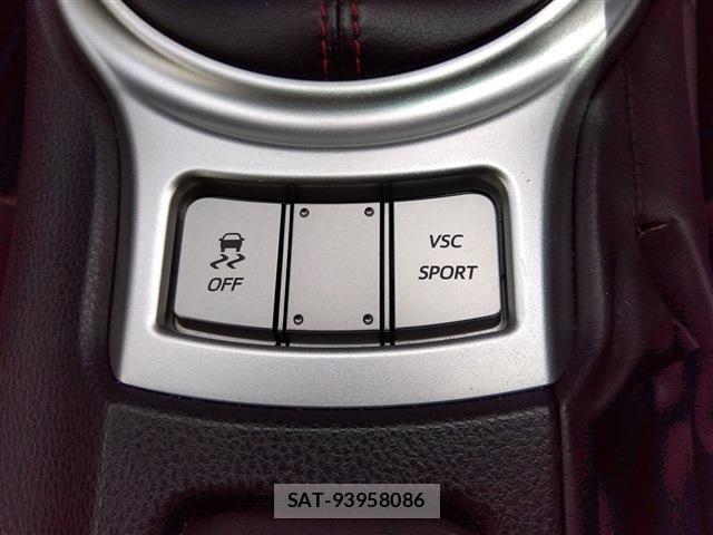 Subaru BRZ 2015-06 7783161-13