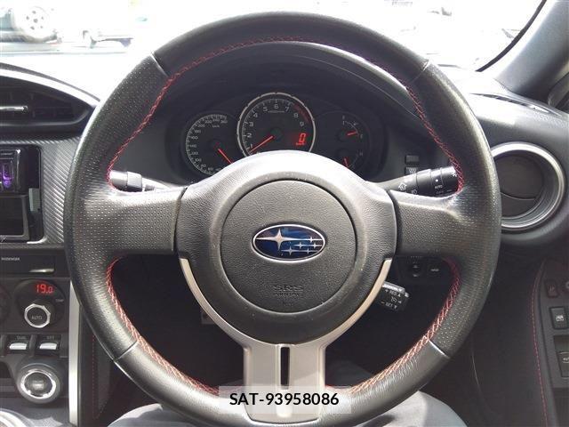 Subaru BRZ 2015-06 7783161-15