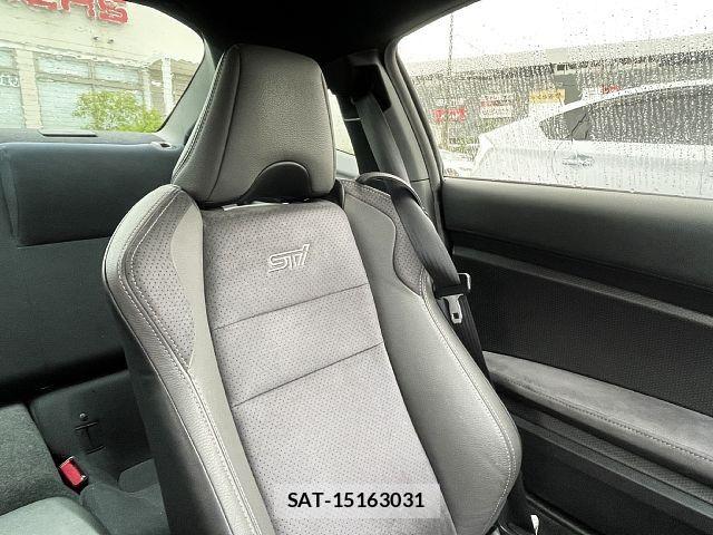 Subaru BRZ 2014-04 7783169-1