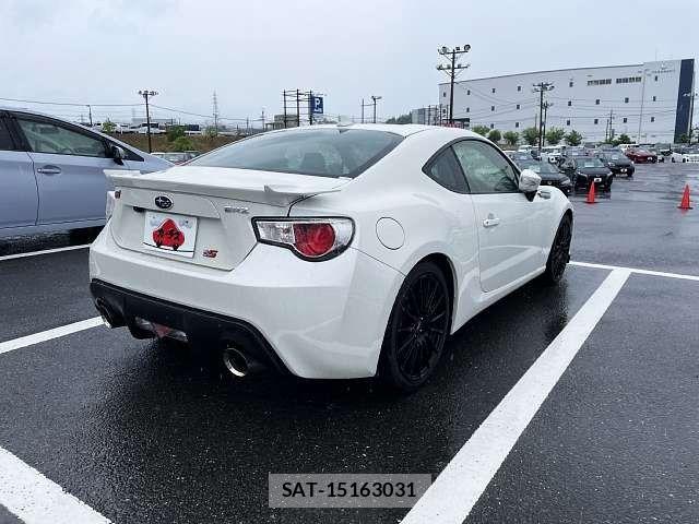 Subaru BRZ 2014-04 7783169-2