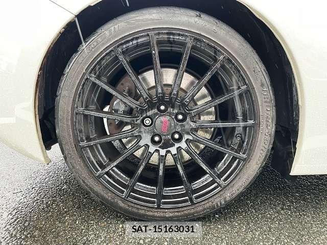 Subaru BRZ 2014-04 7783169-4