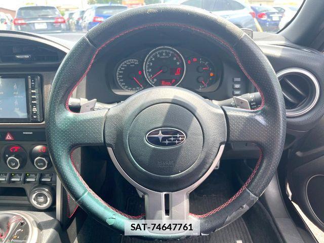 Subaru BRZ 2013-08 7783159-10