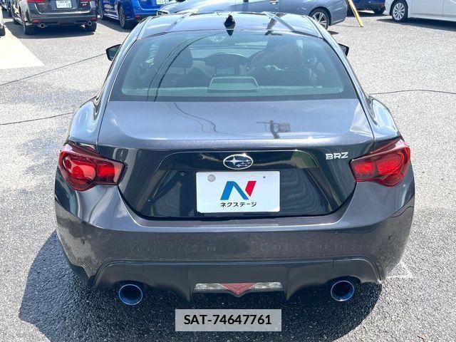 Subaru BRZ 2013-08 7783159-14