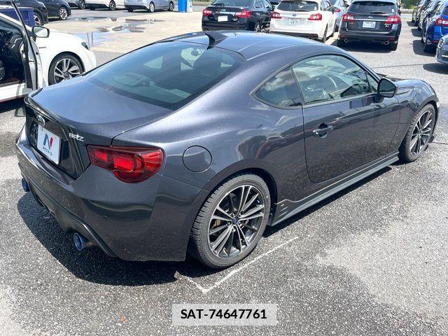 Subaru BRZ 2013-08 7783159-16