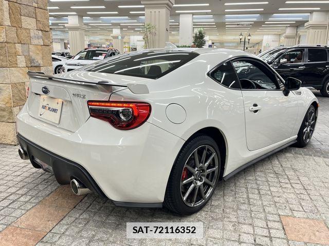 Subaru BRZ 2018-10 7960754-9