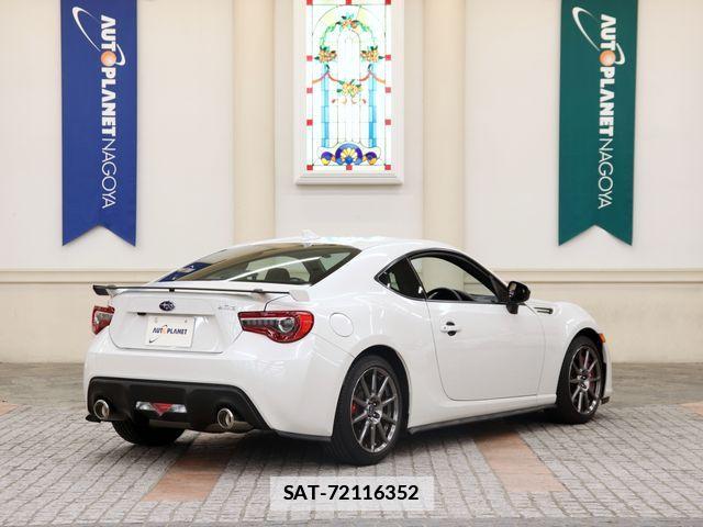 Subaru BRZ 2018-10 7960754-2