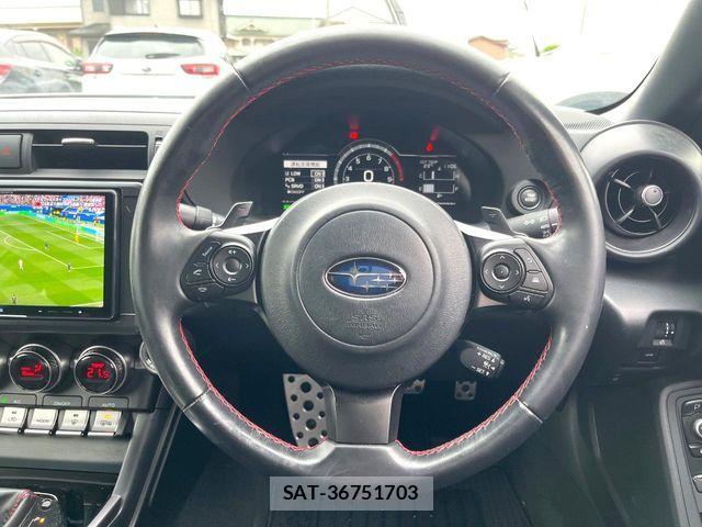 Subaru BRZ 2022-03 7960752-10