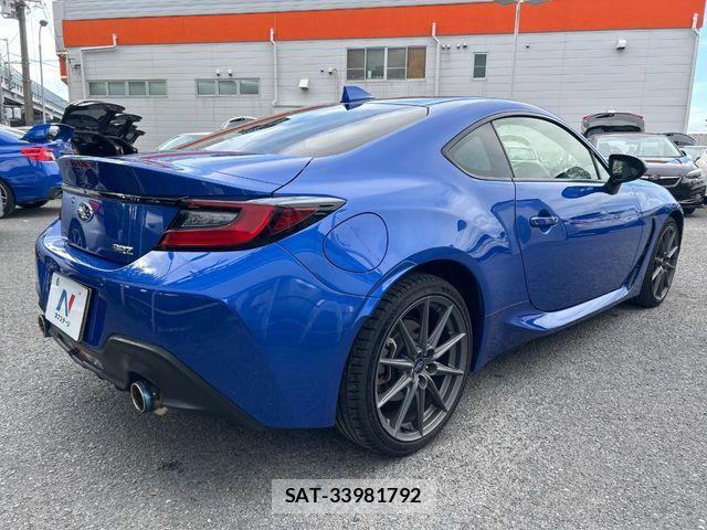 Subaru BRZ 2021-10 8034684-16