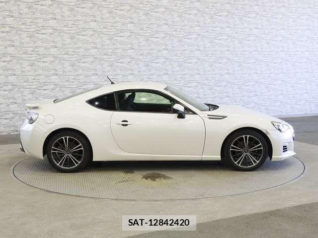 Subaru BRZ 2013-09 8034688-12